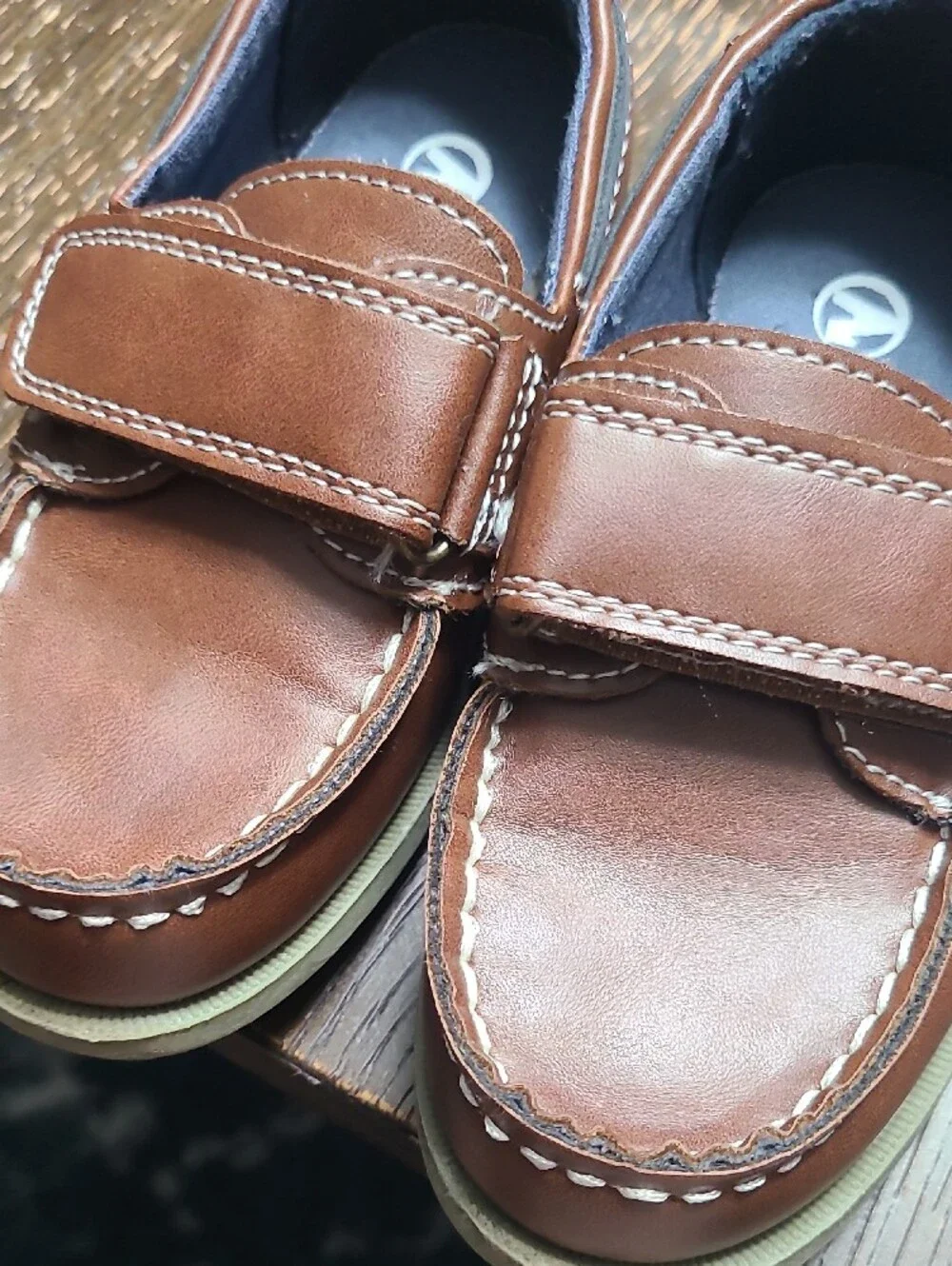 Kids Brown Leather Slip-On Boat Shoes Size 10 Boys with Hook-and-Loop Strap